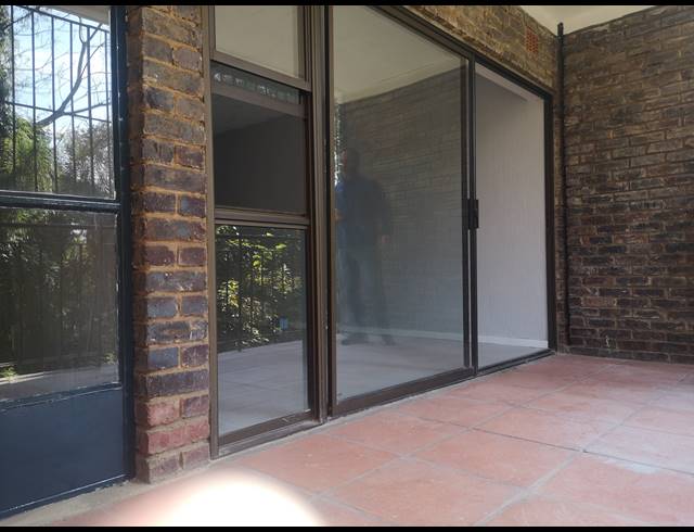 3 BEDROOM APARTMENT FOR SALE IN WINDSOR WEST